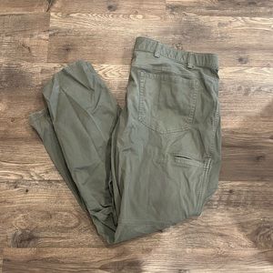 Men’s Under Armour Pants
